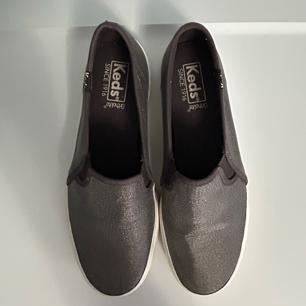 Keds Slip-On Flats in Charcoal Glitter with White Sole